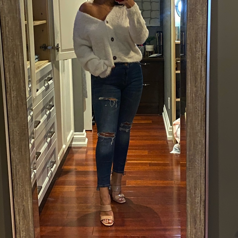 Zara blue skinny jeans with ripped knees
